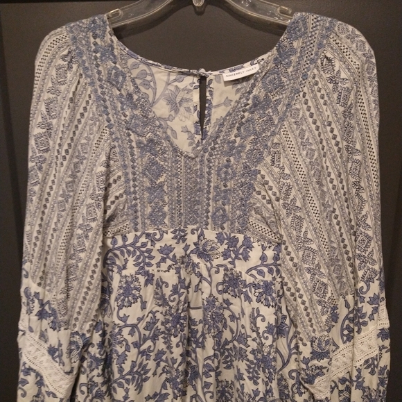 Sincerly Jules Tops - Beautiful Sweet Bohemian Blouse LG So cute! 🥰 Casual Or Dressy